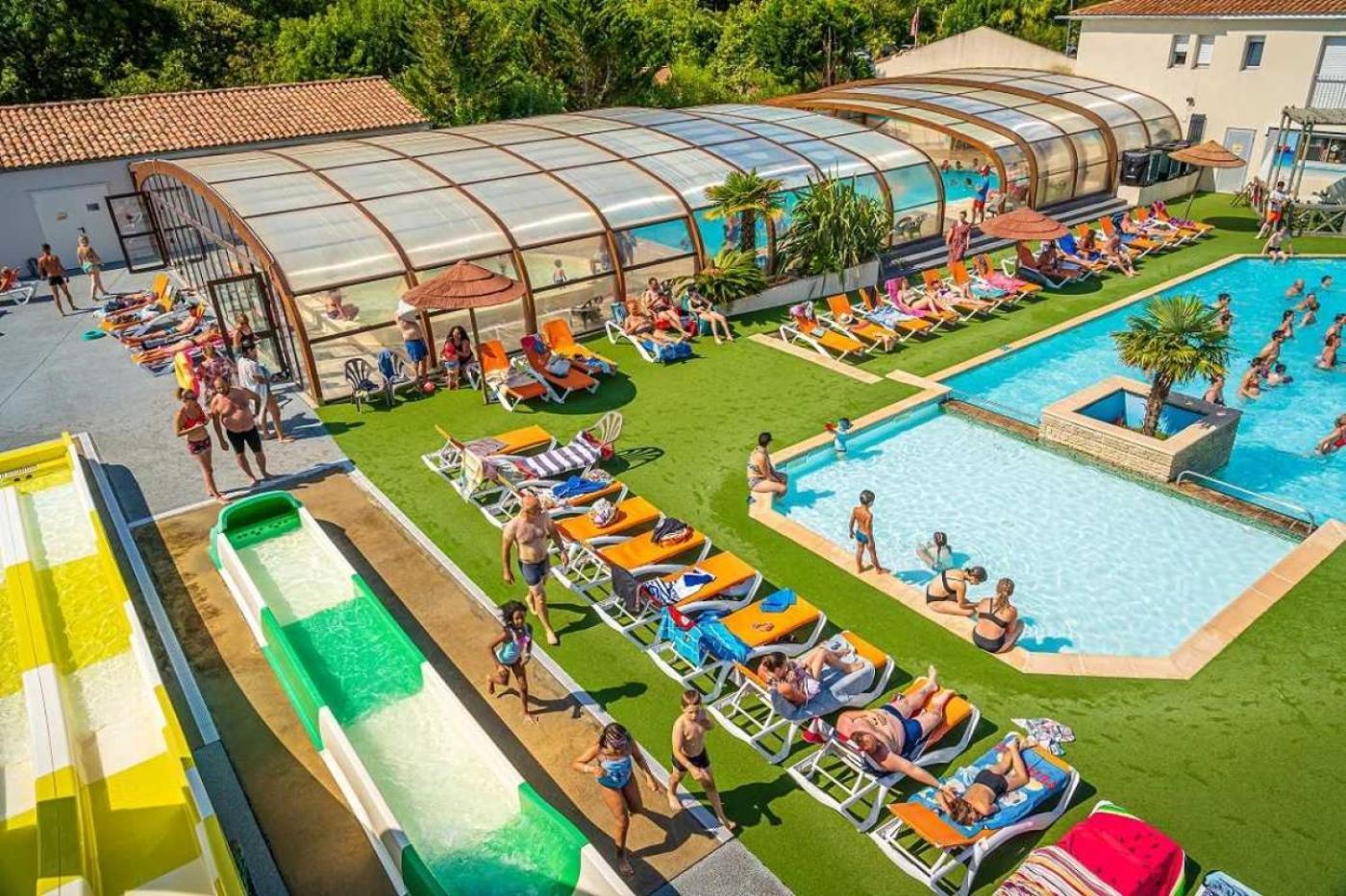 Camping 4 Etoiles - Parc Aquatique - Eei0Fi Saint-Georges-d'Oleron Εξωτερικό φωτογραφία